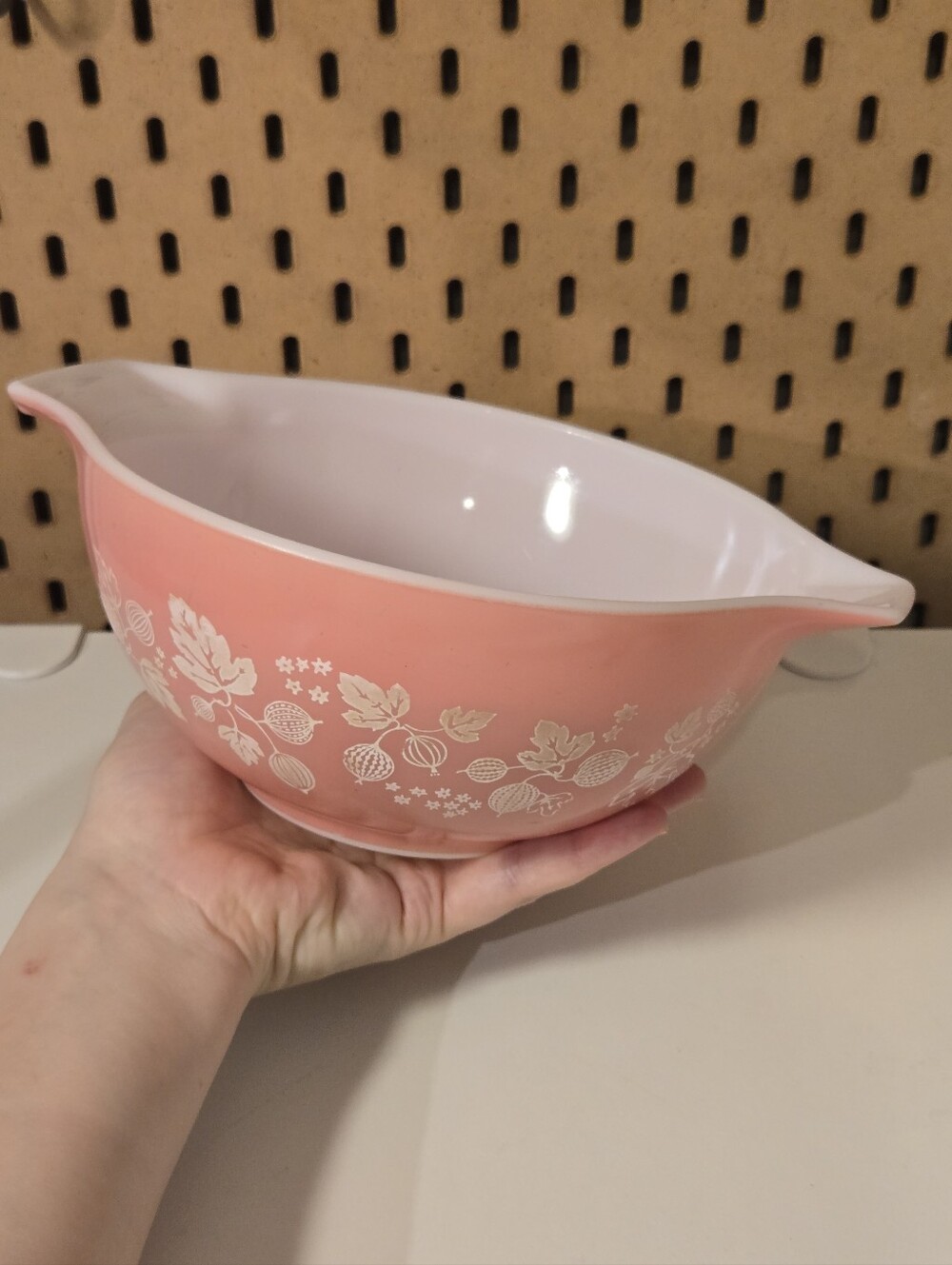 Vintage Pyrex Pink Gooseberry #442 1.5 Qt. Cinderella Mixing Bowl 1957-1966